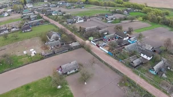 Вид с воздуха на старое село Украины — стоковое видео