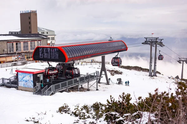 Poprad, Slovak Republic - December 7, 2019: Station for sending cableway cabins — Stock Photo, Image