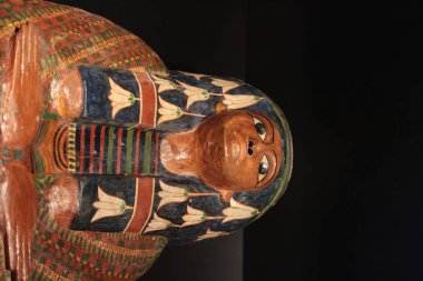 Eski bir Mısır lahitinin ayrıntıları