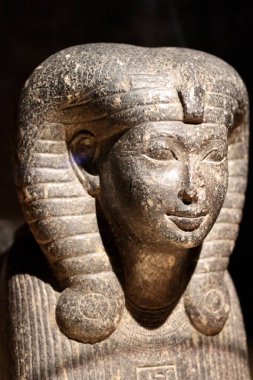 Eski bir Mısır lahitinin ayrıntıları