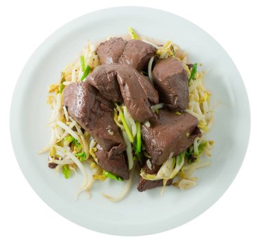 Beyaz arka plan üzerinde izole kızarmış fasulye Filiz karıştırın