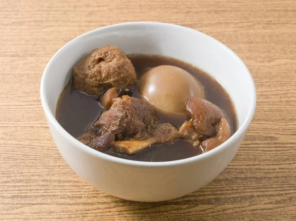 Lima Spice Stew dengan Telur, Tahu dan Daging babi — Stok Foto