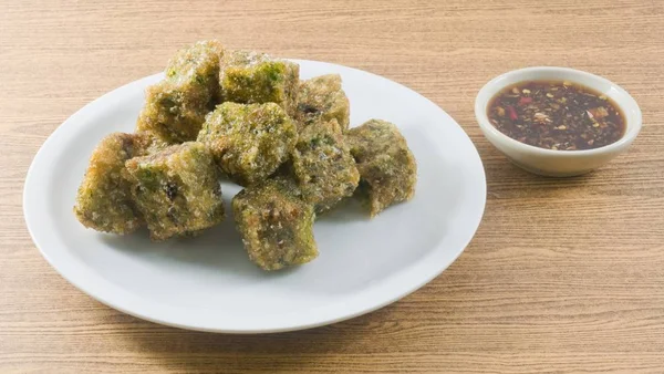 Fried Steamed Dumpling Made of Garlic Chives — Stock Photo, Image