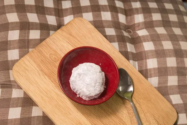 Japanese Confectionery of Strawberry Mochi or Ichigo Daifuku — Stock Photo, Image