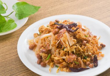 Tayca Acılı Curried pirinç salatası domuz fermente