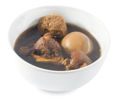 Yumurta, Tofu ve domuz etinin beyaz ile beş baharat güveç