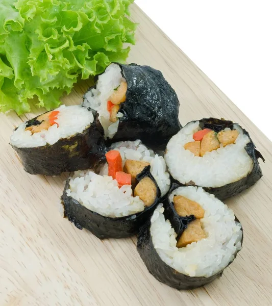 Veggie Sushi Rolls atau Sayuran Maki Terisolasi di Putih — Stok Foto