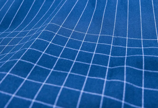 Mavi ve beyaz ekose kumaş desen arka plan — Stok fotoğraf