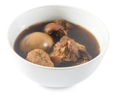 Yumurta, Tofu ve domuz etinin beyaz ile beş baharat güveç