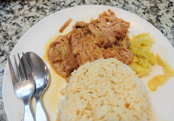 Five Spice Stew with Pork Leg on Rice