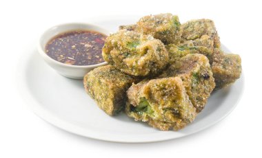 Kızarmış Çin gözleme veya kızarmış hamur tatlısı buharda pişirilmiş sarımsak Chives, pirinç unu saçtan ve tapyoka un baharatlı soya sos ile. Çin'in geleneksel gıda.