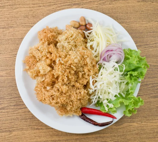 Cozinha Comida Tailandesa Vista Superior Salada Peixe Gato Crocante Tradicional — Fotografia de Stock
