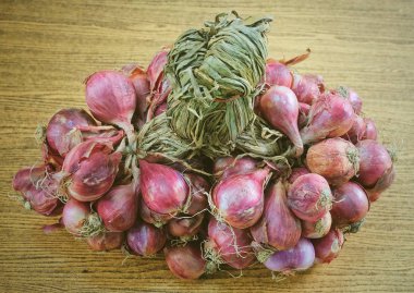 Sebze ve ot, Demet taze kırmızı soğan yemek baharat için kullanılan.