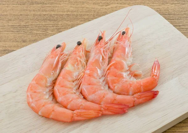 Cuisine Alimentation Crevettes Cuites Crevettes Tigrées Sur Une Planche Découper — Photo