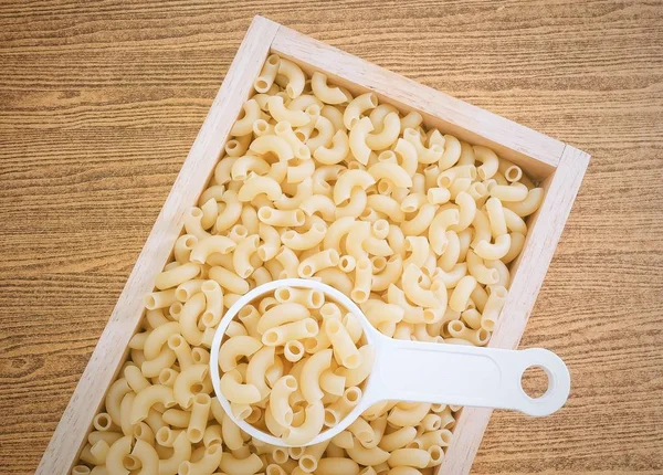 Alimente Bucatarii Cot Macaroni Sau Paste Gomiti Nefierte Uscate Cupa — Fotografie, imagine de stoc