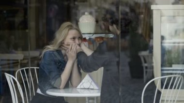 Flirten met vriendin van vriend