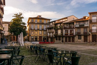 Guimaraes, Meydanı S Tiago