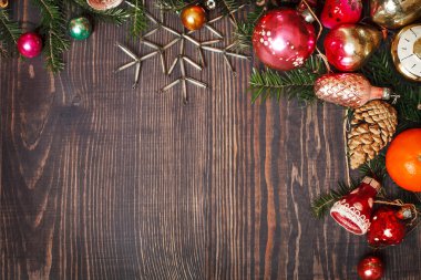 Vintage Noel süsler, ağaç dalları ve diğer süslemeleri