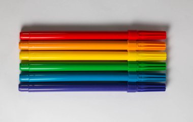 Rainbown uçlu kalem dikey hissettim