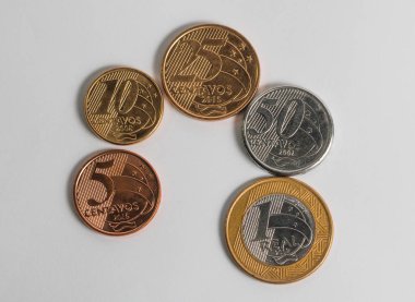 Geçerli Brezilyalı paralar sırada gerçek