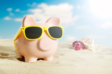 Piggy banka tatil. Tatil ekonomi kavramı