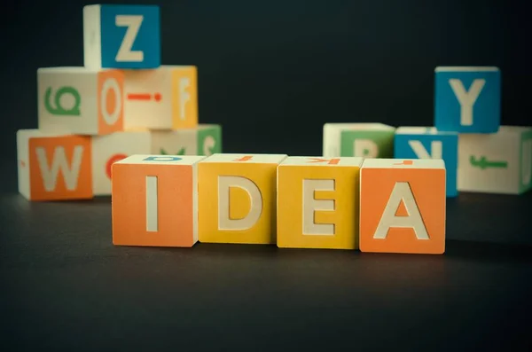 IDEA word with colorful blocks — Stock Photo, Image