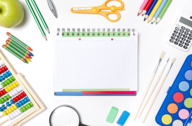 Okula geri kompozisyon kaynakları