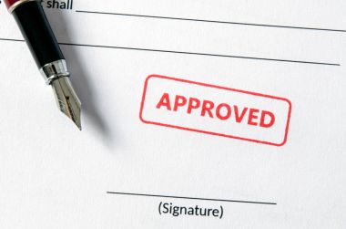 Belgenin onaylı damgası. Boş imza alanı, dolma kalem