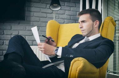 Evde çalışma iş adamı