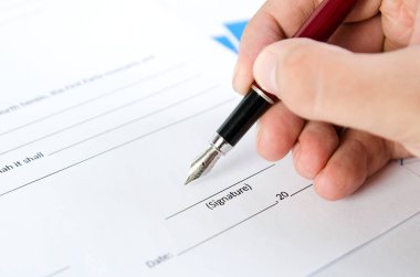 Adam kalemi ile sözleşme imzalar