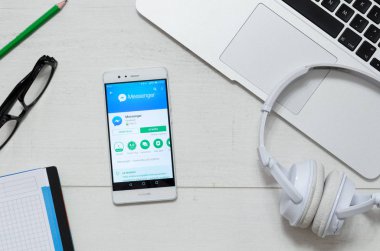 Messenger uygulama mevcut Google oyun deposu