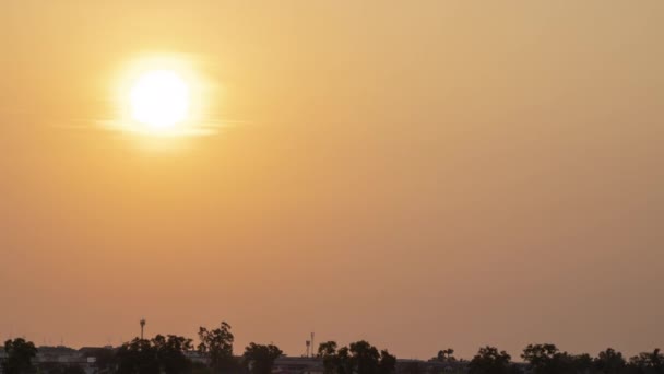 Czas Upływa Zachodzie Słońca Złotej Godzinie Ruchem Chmur Polu Ryżu — Wideo stockowe