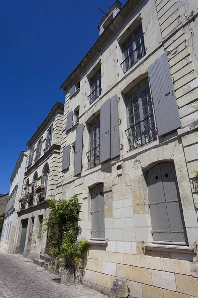 Arquitetura de Chinon, Indre-et-Loire, Vale do Loire, Central re — Fotografia de Stock