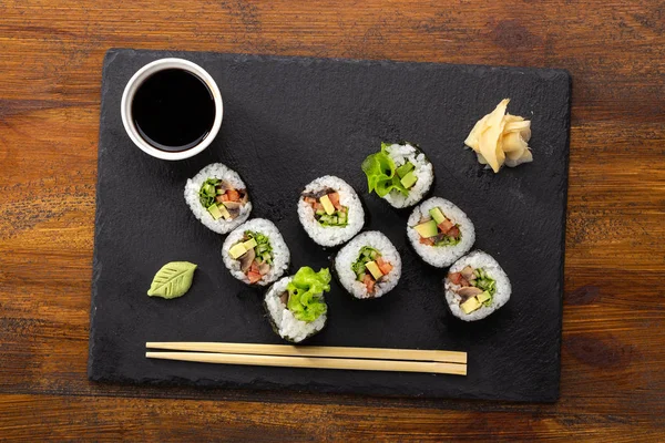 Fresh Delicious Japanese Sushi Sushi Rolls Set — Stock Photo, Image