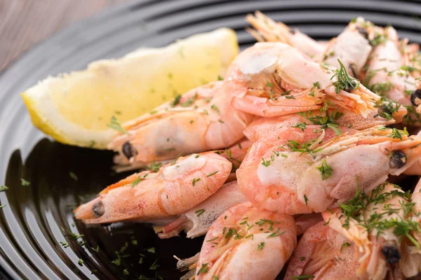 Shrimp Plate Seafood Shelfish Shrimps Herbs Garlic Lemon Sea Food — Stock Photo, Image