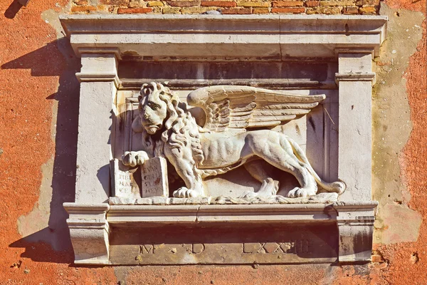 Símbolo de Venecia, el león alado de San Marcos — Foto de Stock