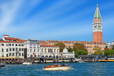 San Marco Meydanı, Venedik bölgede büyük Kanal