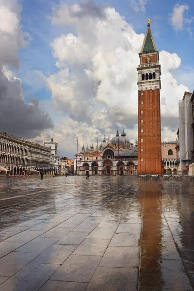 圣马可广场威尼斯雨后 — 图库照片