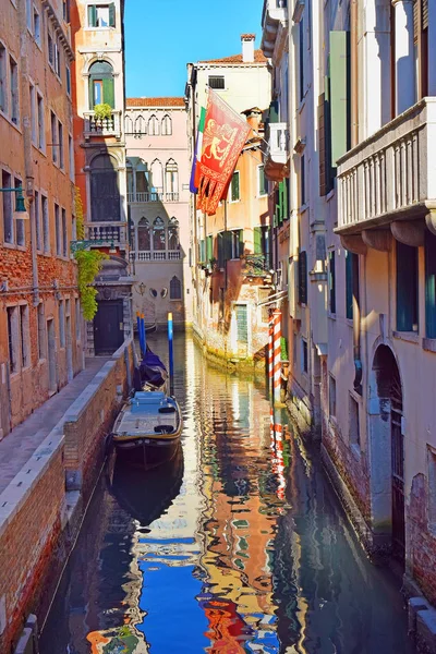 Canales románticos de la vieja Venecia — Foto de Stock