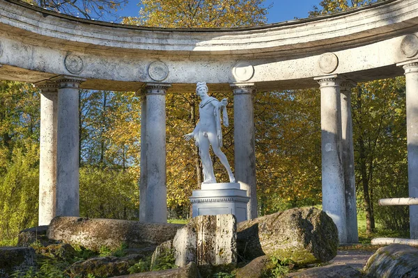 Apolo Belvedere en Pavlovsk Park, San Petersburgo, Rusia — Foto de Stock