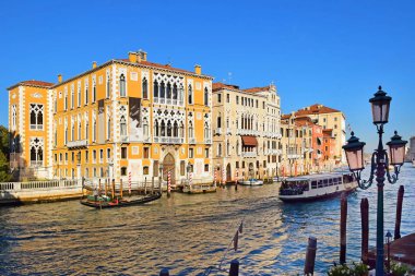Grand Canal yanında köprü Akademisi, Venedik