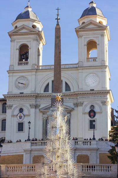 Árvore de Natal incomum, passos espanhóis em Roma — Fotografia de Stock