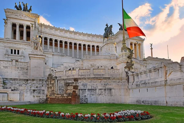 Monument to Victor Emmanuel II, Rome — Stock Photo, Image