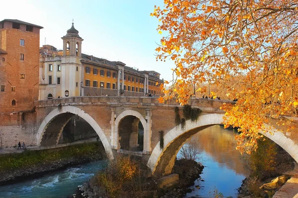 Bridge of Fabricius in Rome — Stock Photo, Image