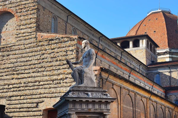 Basilica di san lorenzo (basilika des st lawrence), florenz, italien — Stockfoto