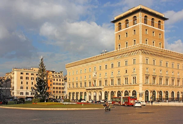 Vista de la Piazza Venezia en Roma — Foto de Stock