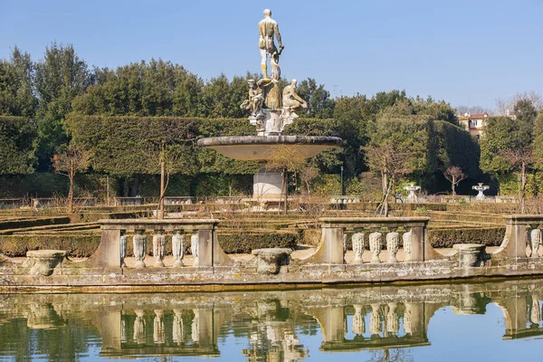 Fonte Oceano por Giambologna em Boboli Gardens, Florença — Fotografia de Stock