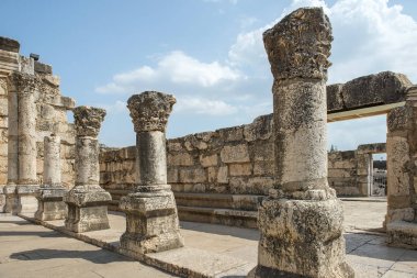 Celile Denizi, Capernaum, İsrail üzerinde Capernaum sinagog kalıntıları