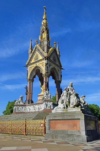 Prince Albert Memorial, Hyde Park area, Londra, Regno Unito — Foto Stock