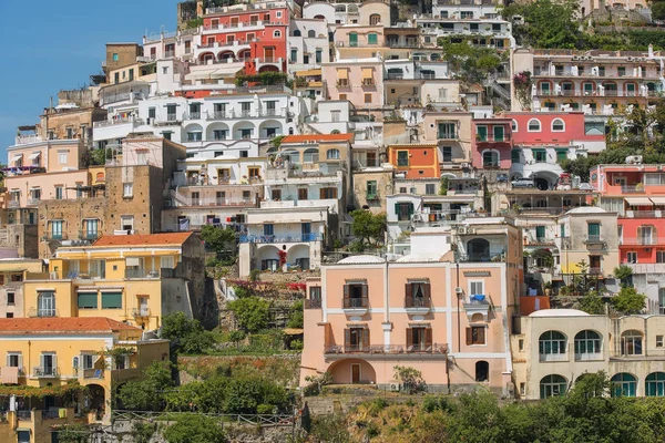 Pohled na Positano, Amalfi pobřeží, Kampánie, Itálie — Stock fotografie